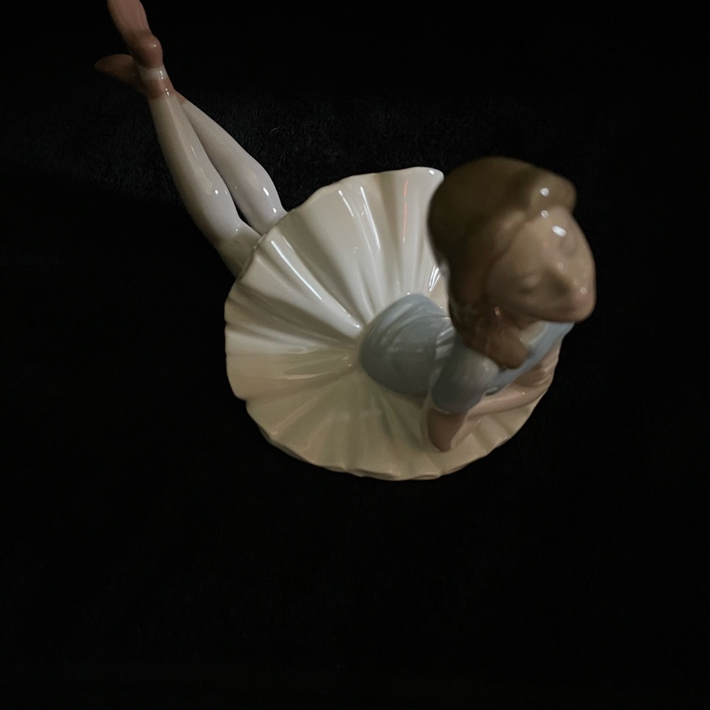 Lladro Porcelain Ballerina Heather Figurine in White and Light Blue